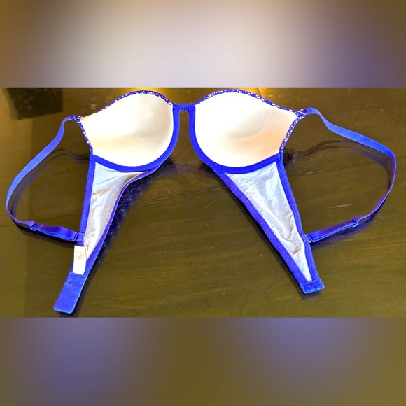 Victoria Secret Push Up Bra 36C - Picture 4 of 5